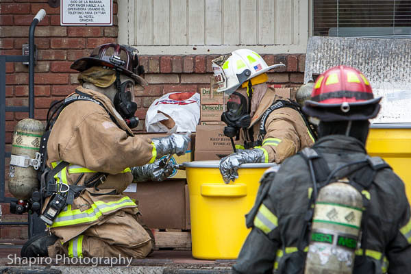 hazardous materials incident in Lincolnshire at 10 Marriot Drive the lincolnshire Marriott hotel 4-23-13 Larry Shapiro